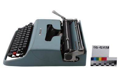 Foto Macchina per scrivere Olivetti Lettera 22 IGB-012978_20260323_010.JPG