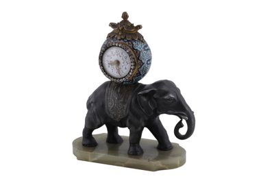 Orologio da tavolo, figura di elefante in bronzo e base in marmo IGB-1432
