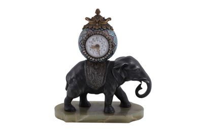 Foto Orologio da tavolo, figura di elefante in bronzo e base in marmo IGB-001432_20260519_003.JPG