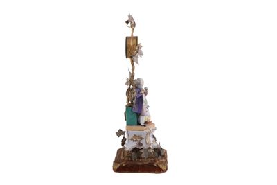 Foto Orologio di porcellana con due figure IGB-003233_20260519_005.JPG