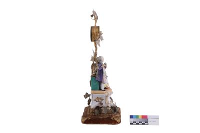 Foto Orologio di porcellana con due figure IGB-003233_20260519_006.JPG