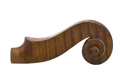 Riccio di violino in lavorazione IGB-5593-2