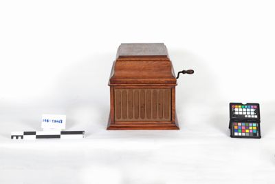 Foto Fonografo Edison Amberola 30 IGB-018668_20230614_006.jpg