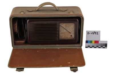 Foto Radioricevitore Fido 9U68C con valigetta di trasporto D-001892_20260323_012.JPG