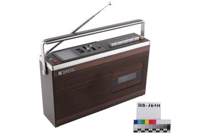 Foto Radioregistratore portatile Sanyo tipo Old America, anni 1970 IGB-016111_20260323_002.JPG