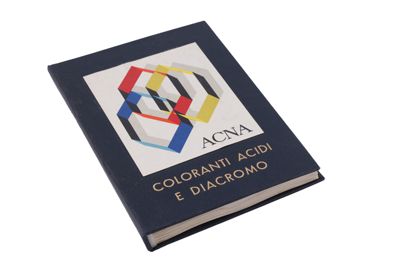 Foto catalogo di coloranti per tessuti IGB-021071-2_20260625_003.JPG